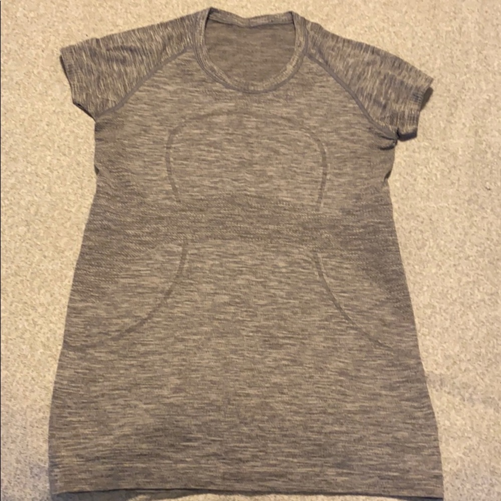 Lululemon Swifty Tech Short Sleeve shirt